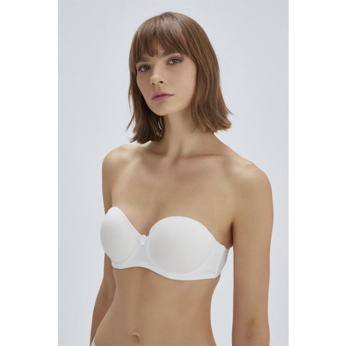 New Look strapless bra in white