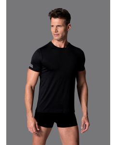 BLACK T-SHIRT