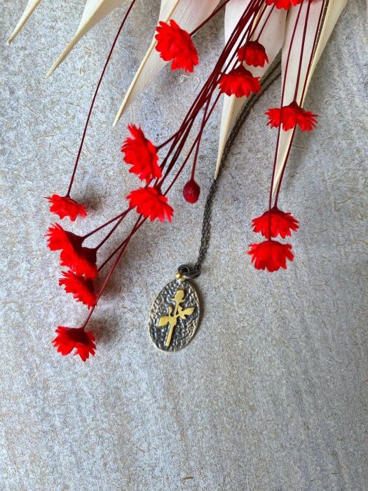 SILVER PITANE ROSE NECKLACE
