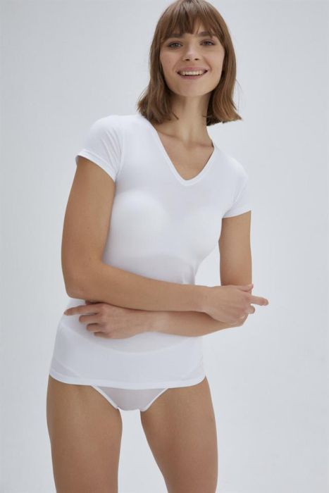 white v-neck short sleeve women's cotton t-shirts