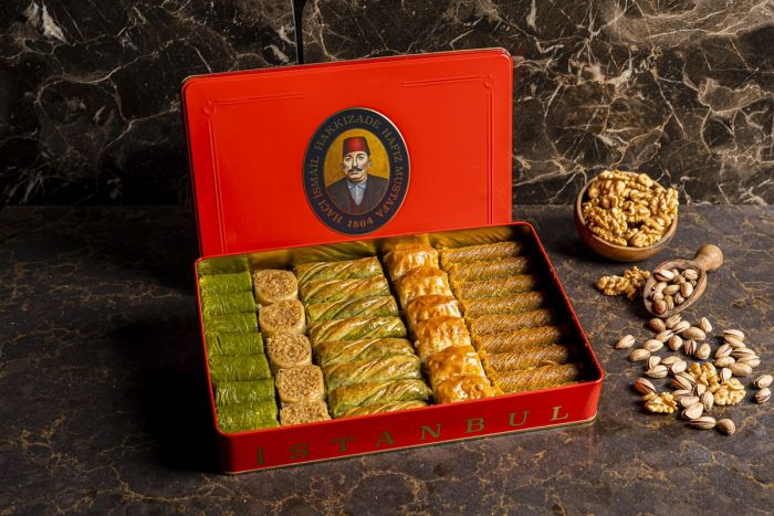 Hafız Mustafa, Mixed Baklava with Pistachio and Walnut (Large Box) 