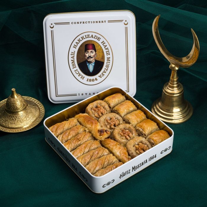 Mixed Walnut Baklava (Small Box)